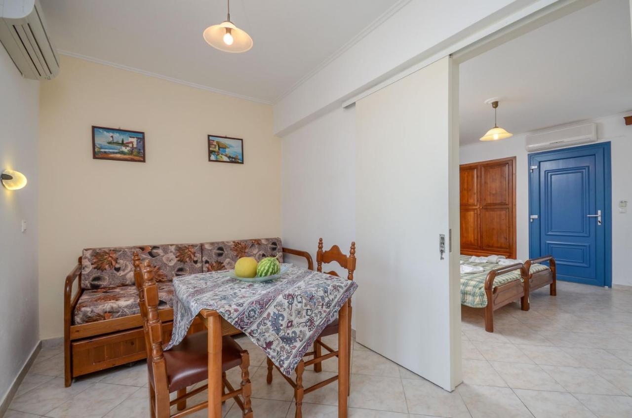 Polemis Studios & Apartments Agia Anna  Room photo